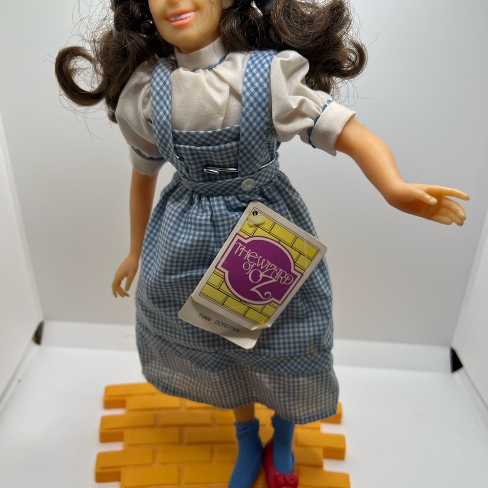 Dorothy Doll 1987 w original stand and tags
